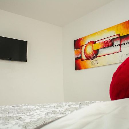 Apartahotel Kelly Cali Εξωτερικό φωτογραφία